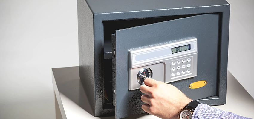 Jewelry Safe Unlocking Service in Mountain View, California